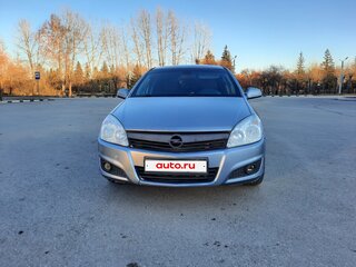2010 Opel Astra H Рестайлинг, серебристый, 500000 рублей, вид 2