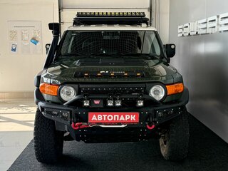 2011 Toyota FJ Cruiser, зелёный, 4799000 рублей, вид 2