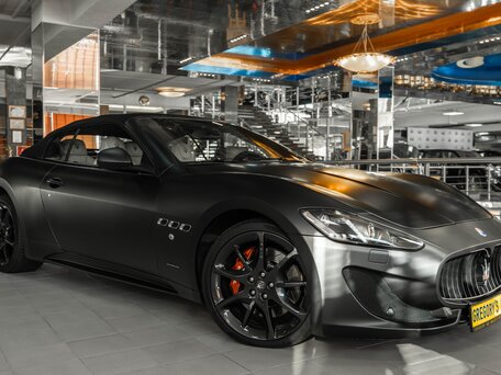 2013 Maserati GranCabrio Sport I, серый, 10990000 рублей, вид 1