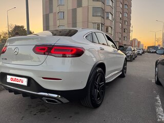 2022 Mercedes-Benz GLC Coupe 300 I (C253) Рестайлинг, белый, 6200000 рублей, вид 3