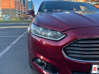 2014 Ford Fusion (North America) II, красный, 1250000 рублей, вид 3