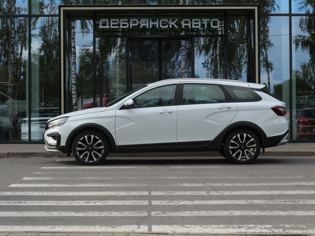 2024 Lada (ВАЗ) Vesta SW Cross I Рестайлинг (NG), белый, 1610000 рублей, вид 3