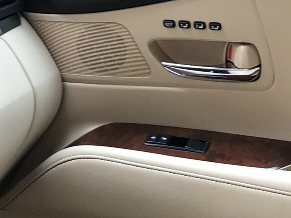 2013 Lexus RX 450h III Рестайлинг, белый, 3950000 рублей - вид 17