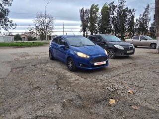 2013 Ford Fiesta Mk6 Рестайлинг, синий, 630000 рублей, вид 2
