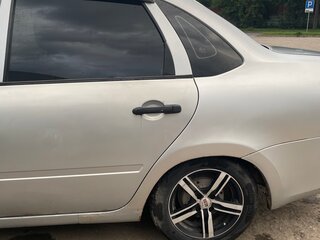 2012 Lada (ВАЗ) Granta I, серебристый, 350000 рублей, вид 3
