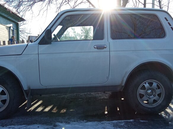2013 Lada (ВАЗ) 2121 (4x4) I Рестайлинг, белый, 460000 рублей - вид 5