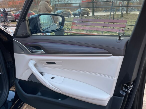 2019 BMW 5 серии 530d xDrive VII (G30/G31/G38), чёрный, 6300000 рублей - вид 18