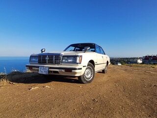 1983 Toyota Crown VI (S110), бежевый, 1100000 рублей, вид 2