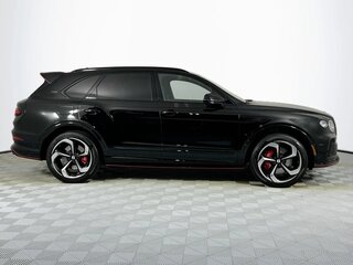 2026 Bentley Bentayga I Рестайлинг, чёрный, 40103443 рублей, вид 3