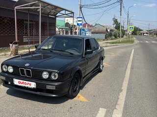 1984 BMW 3 серии 318i II (E30), чёрный, 250000 рублей, вид 3