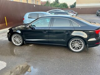2020 Audi A3 III (8V) Рестайлинг, чёрный, 2200000 рублей, вид 4