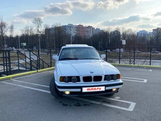 1990 BMW 5 серии 520i III (E34), белый, 870000 рублей, вид 1