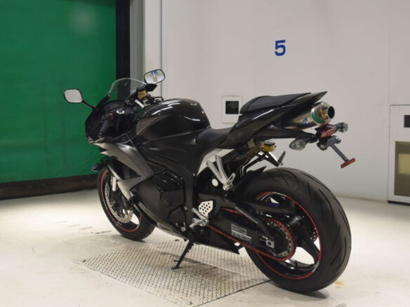 2009 Honda CBR 600RR, серый, 475000 рублей - вид 5