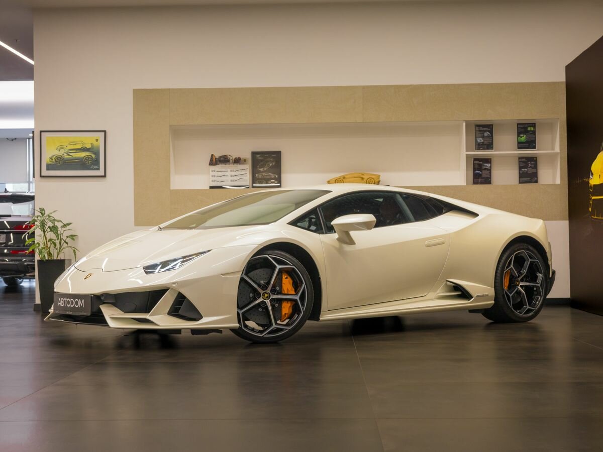 Открыть фотографии: Lamborghini Huracán I Рестайлинг
