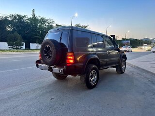 1993 Mitsubishi Montero II, чёрный, 850000 рублей, вид 5
