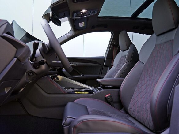 2025 Audi Q5 40 TDI III (GU), чёрный - вид 9