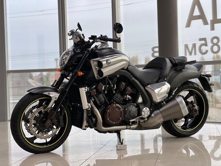 2012 Yamaha VMAX 1700, серебристый, 1420000 рублей, вид 4
