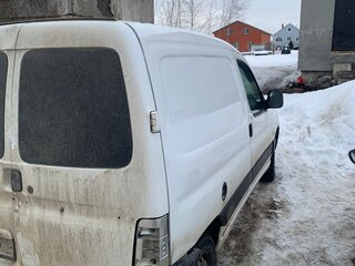 2006 Citroen Berlingo I Рестайлинг, белый, 196000 рублей, вид 2