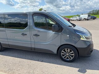 2019 Renault Trafic III, серый, 3200000 рублей, вид 4