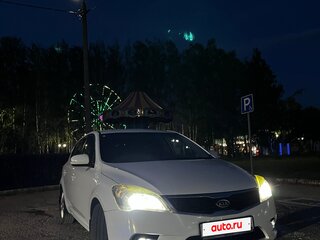 2011 Kia Ceed I Рестайлинг, белый, 700000 рублей, вид 5
