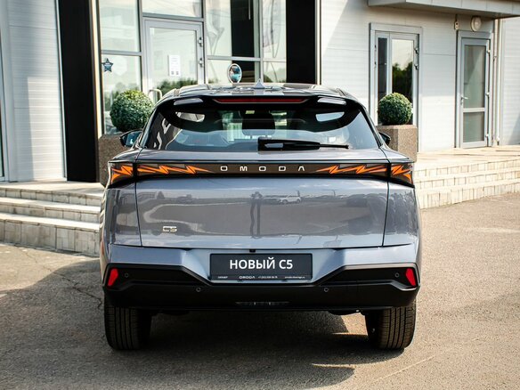 2026 Omoda C5 II, серый, 2602710 рублей - вид 3