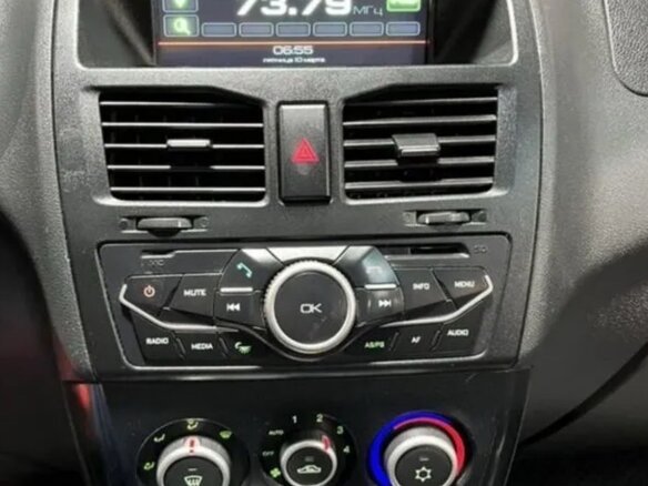 2013 Lada (ВАЗ) Kalina II, серебристый, 390000 рублей - вид 21
