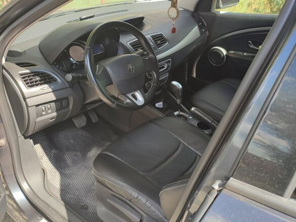 2012 Renault Fluence I, серый, 930000 рублей - вид 4