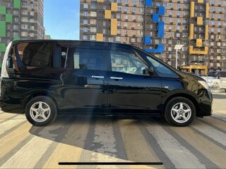 2012 Nissan Serena IV (C26), чёрный, 1500000 рублей, вид 2