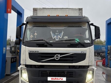 2012 Volvo FM, белый, 3400000 рублей, вид 1