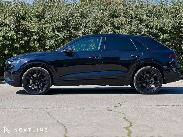 2020 Audi SQ8 I (4M), чёрный, 10600000 рублей - вид 1