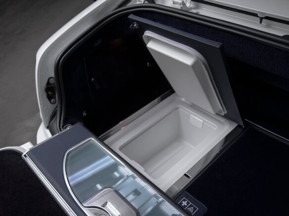 2016 Rolls-Royce Phantom VII Рестайлинг (Series II), белый - вид 14