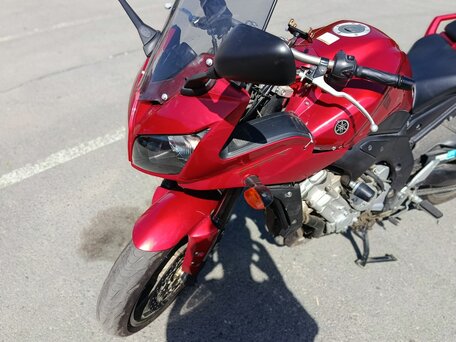 2008 Yamaha FZ1, красный, 660000 рублей, вид 3