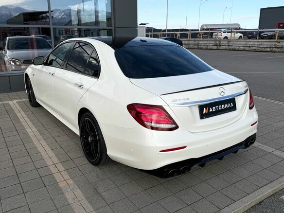 2016 Mercedes-Benz E-Класс AMG 43 AMG V (W213), белый, 4200000 рублей - вид 5