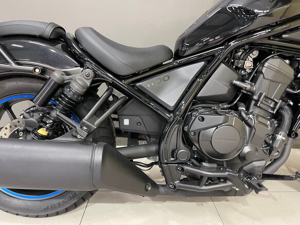 2022 Honda CMX 1100 Rebel, серый, 950000 рублей - вид 18
