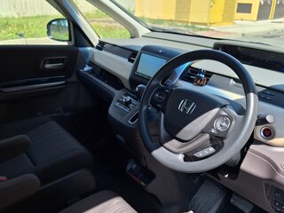2019 Honda Freed II, синий, 1700000 рублей, вид 5