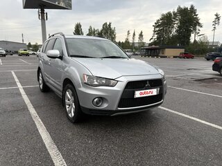 2011 Mitsubishi Outlander II Рестайлинг, серебристый, 950000 рублей, вид 4