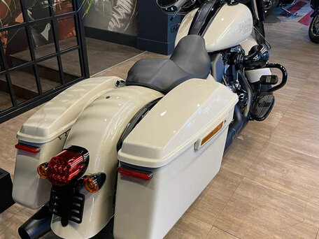 2023 Harley-Davidson Street Glide ST, белый, 3640000 рублей, вид 3