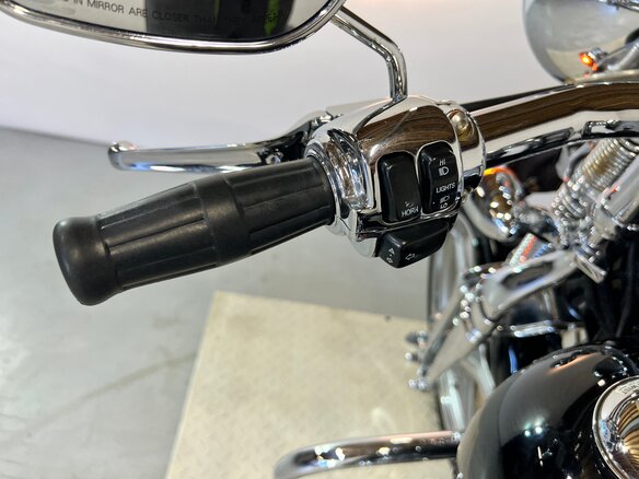 2000 Harley-Davidson Springer Softail, чёрный - вид 29