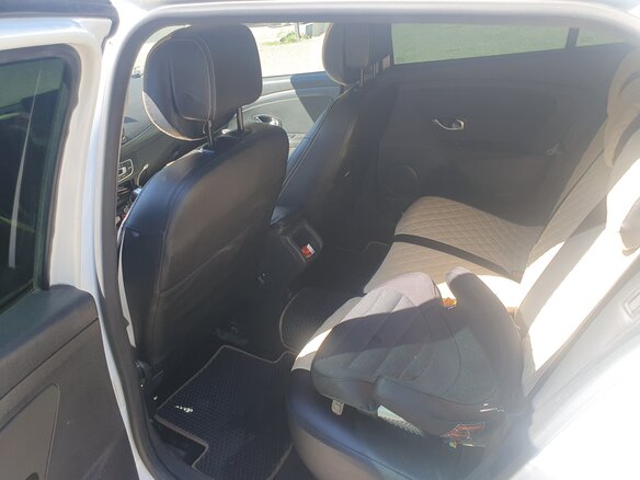 2010 Renault Megane III, белый, 600000 рублей - вид 10