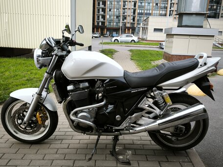 2001 Suzuki GSX 1400, белый, 390000 рублей, вид 5