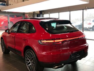 2019 Porsche Macan I Рестайлинг, красный, 7200000 рублей, вид 4