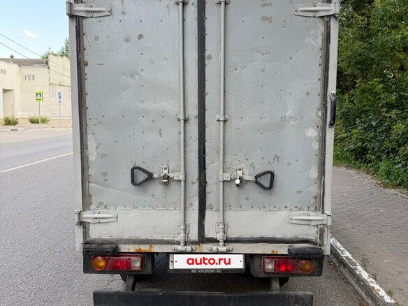 2006 Hyundai H100, белый, 500000 рублей - вид 5