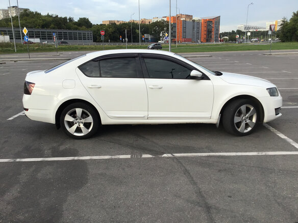 2015 Skoda Octavia III (A7), белый, 990000 рублей - вид 7