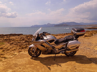 2010 Yamaha FJR1300, серебристый, 570000 рублей, вид 2