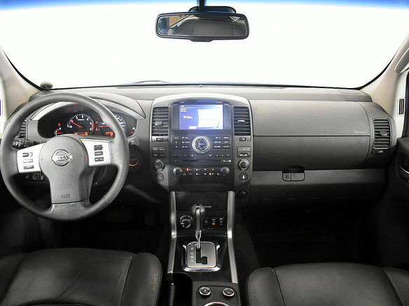 2011 Nissan Pathfinder III Рестайлинг, чёрный - вид 13