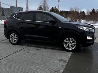 2018 Hyundai Tucson III Рестайлинг, чёрный, 2100000 рублей, вид 3
