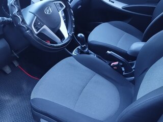 2012 Hyundai Solaris I, серый, 900000 рублей, вид 4