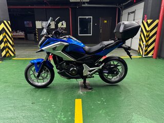 2017 Honda NC 750X, синий, 855000 рублей, вид 2