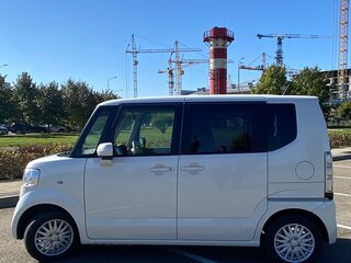 2017 Honda N-BOX I Рестайлинг, белый, 1000000 рублей, вид 3