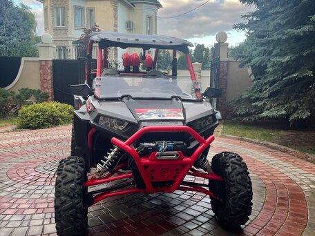2016 Polaris RZR 1000, красный, 1750000 рублей, вид 1